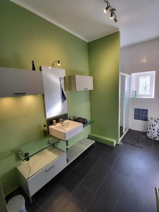 Grande Maison Tain l'Hermitage: Spacious 5-Bedroom Villa with Billiards Tournon-sur-Rhone Holiday home